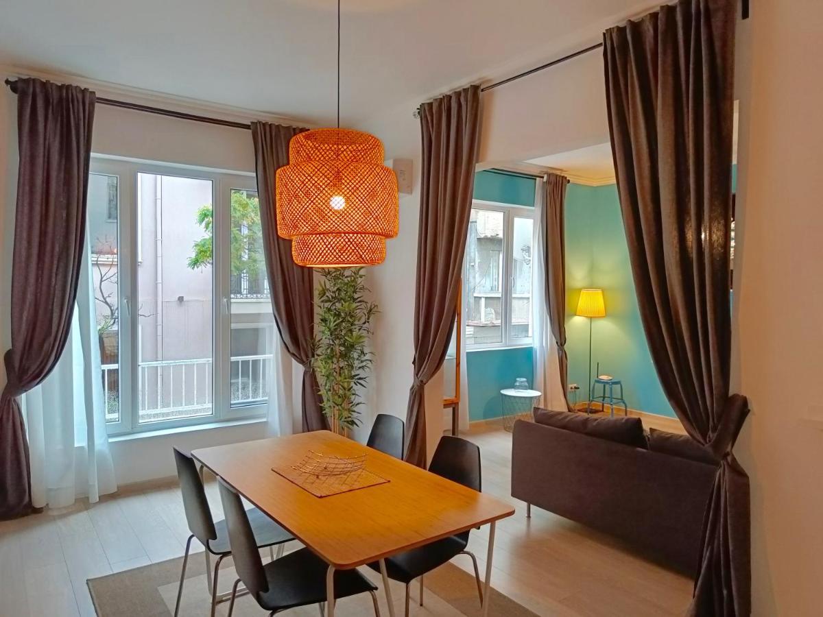 Newly Refurbished Apartment In The City Center Sofia Exterior photo